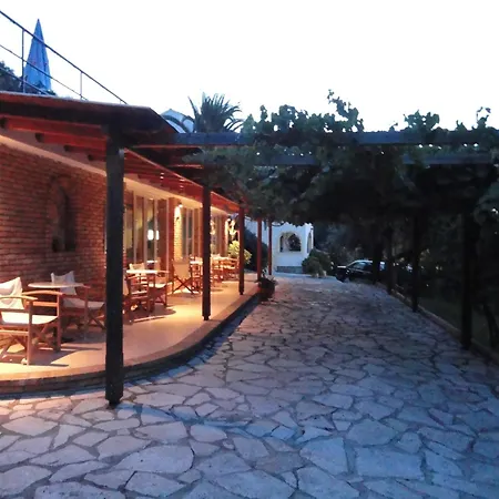 Dionysos Appartement *