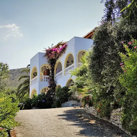 Dionysos Apartment